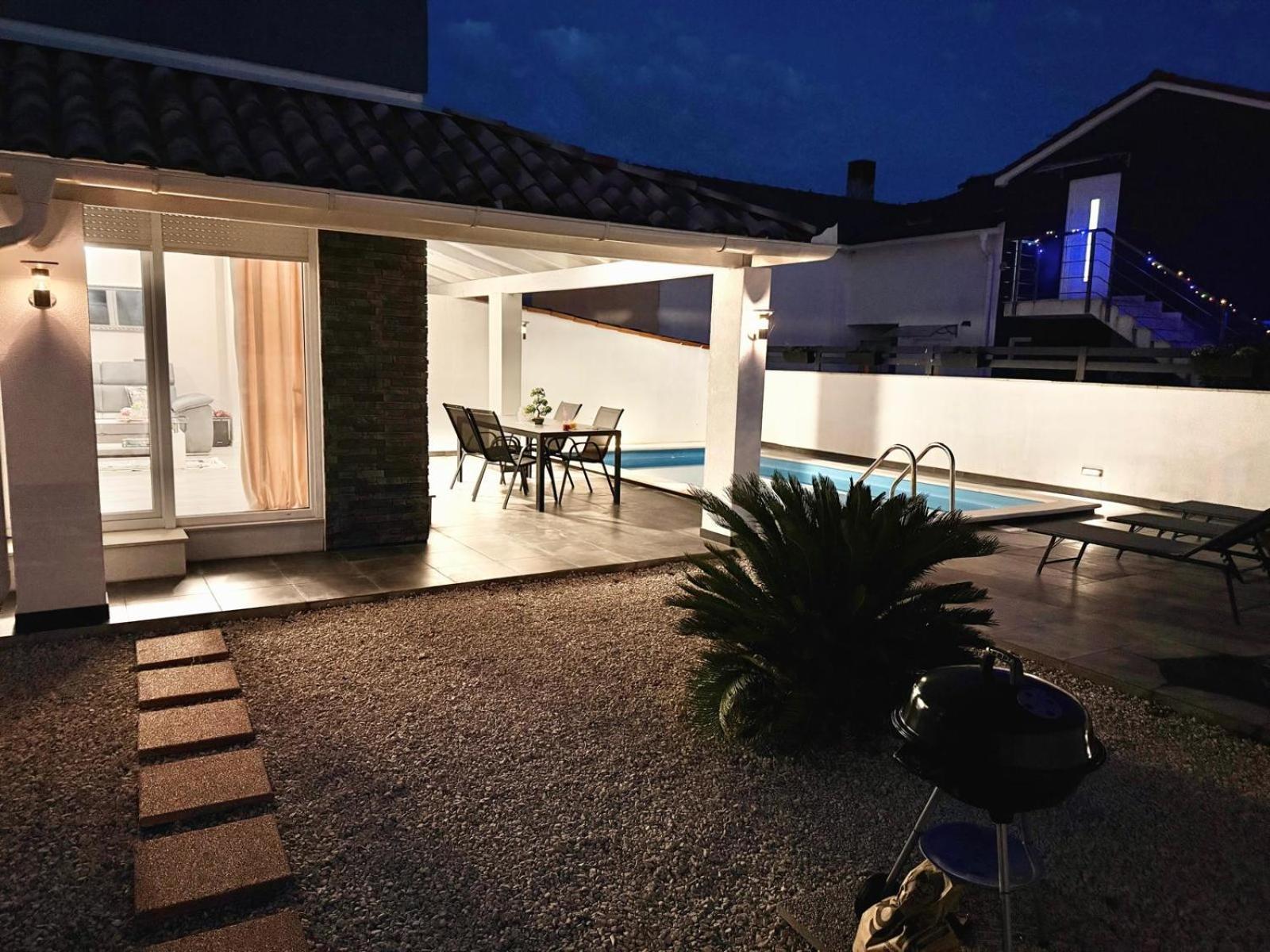 Villa Sarah 메덜린 외부 사진